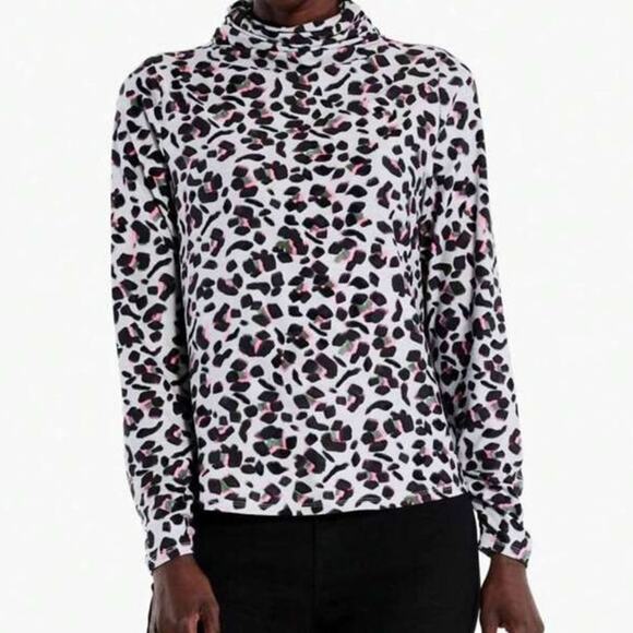 Nic + Zoe Cheetah Pop Long Sleeve High Neck Shirt Size Small - Picture 1 of 6
